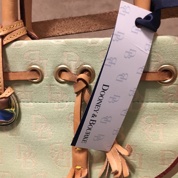 Dooney & Bourke Tassel Tote great Vintage - Picture 7 of 8